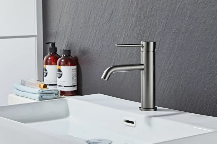 Håndvaskarmatur Slim vinkel gunmetal