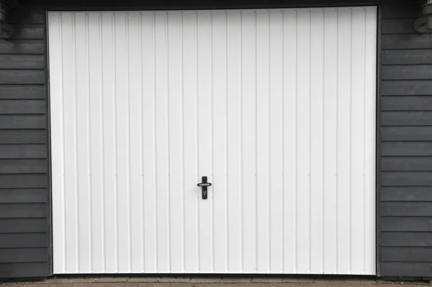 Jyde stålvippeport 238 x 209 cm hvid